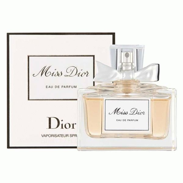 Погрузитесь в мир DIOR вместе с ЛЭтуаль